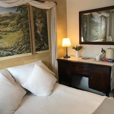 Cute Self-Contained Guest Room With Ensuite And Private Decked Porch In Glastonbury Exterior photo